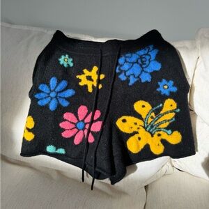 HAND MADE. cashmere flower shorts